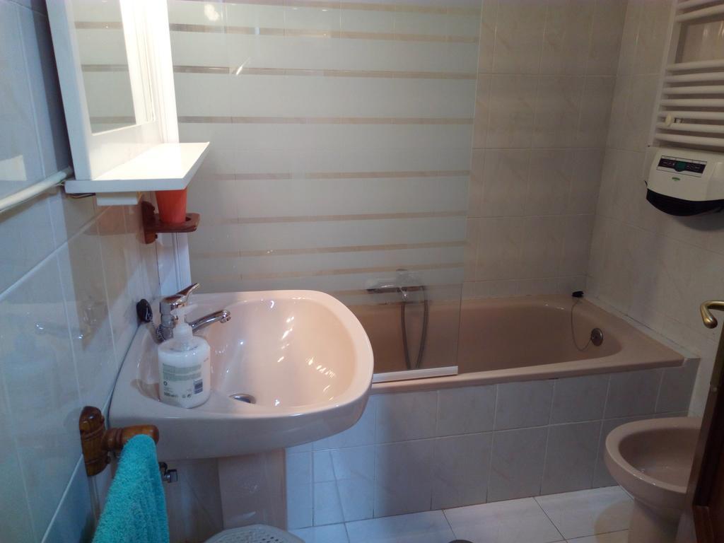Apartamento Ajo Luaran gambar